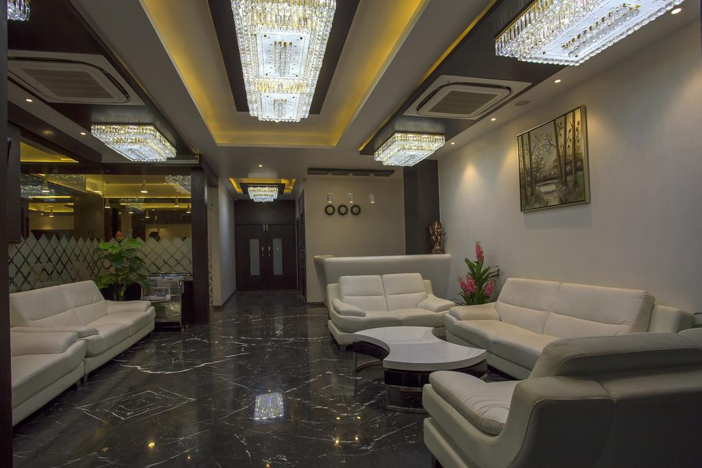 Ravi Residency Hotel Morbi Ngoại thất bức ảnh